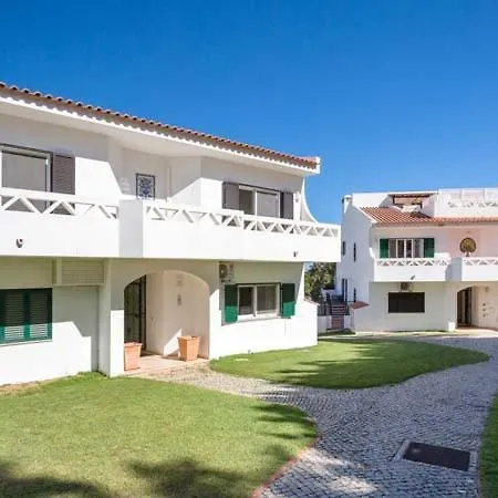 Sleeps 6 With Air Con And Wifi *