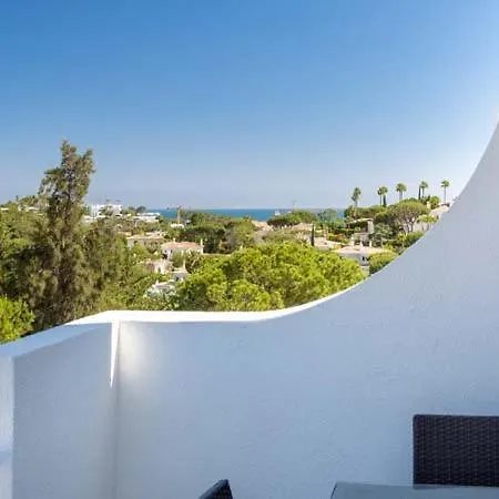 Sleeps 6 With Air Con And Wifi ヴァーレ・ド・ローボ