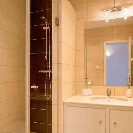 アパート Sleeps 6 With Air Con And Wifi ヴァーレ・ド・ローボ